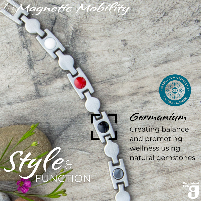 Detailed view of Avens Star 4in1 magnetic bracelet by Magnetic Mobility, showcasing germanium elements. Promotes balance and wellness using natural gemstones. Effective for arthritis, back pain, fibromyalgia, joint and muscle pain, menopause symptoms, migraine, recovery after surgery, runner's knee, sprains and strains.